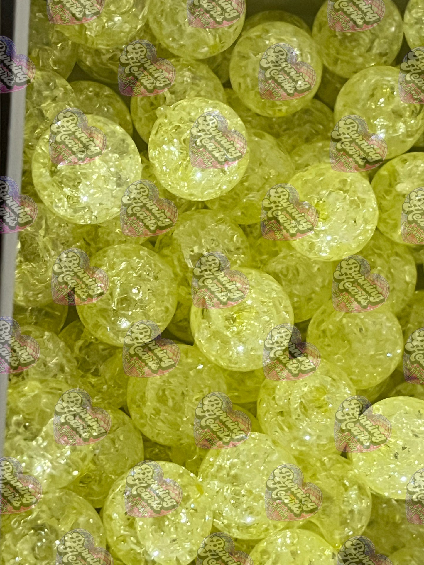 10 Pack 20mm Beads - Crackle